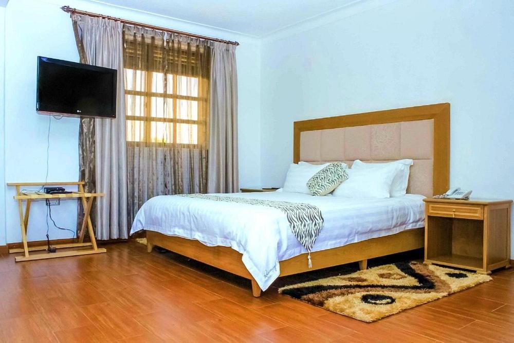 Rosemary Courts Bed And Breakfast Entebbe Eksteriør billede